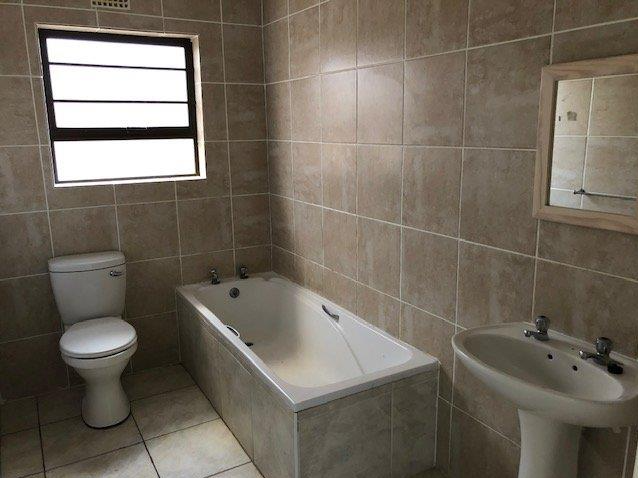 To Let 3 Bedroom Property for Rent in Saxilby Eastern Cape